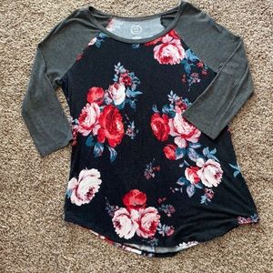 Super soft 3/4 sleeve Maurice’s top